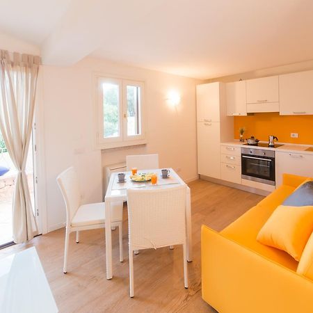 Residenze Dei Fiori Vila Porto Rotondo Exterior foto