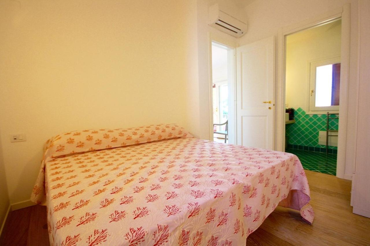 Residenze Dei Fiori Vila Porto Rotondo Quarto foto
