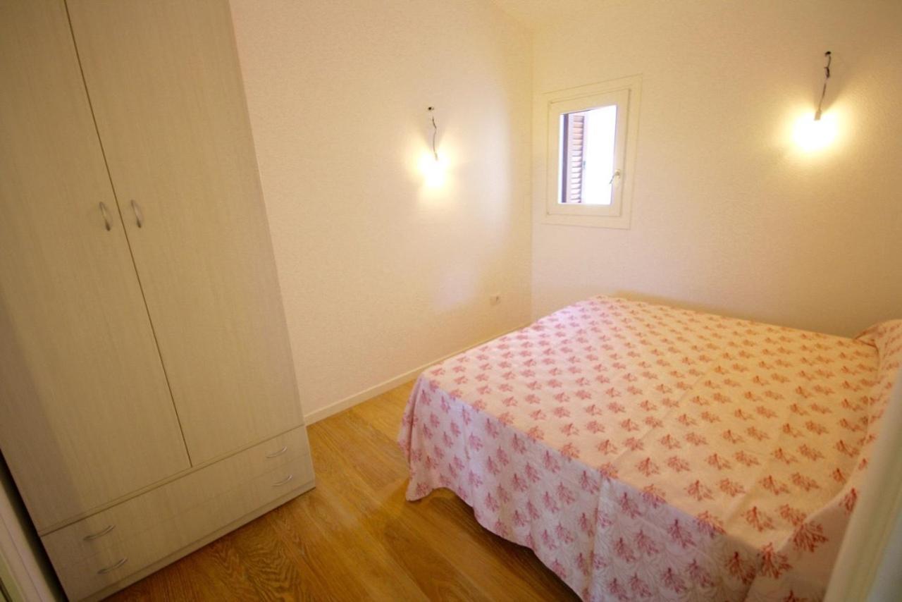 Residenze Dei Fiori Vila Porto Rotondo Quarto foto