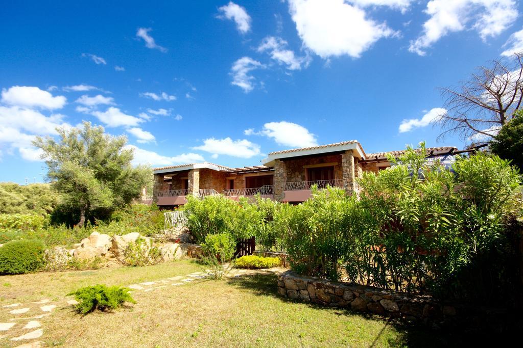 Residenze Dei Fiori Vila Porto Rotondo Exterior foto