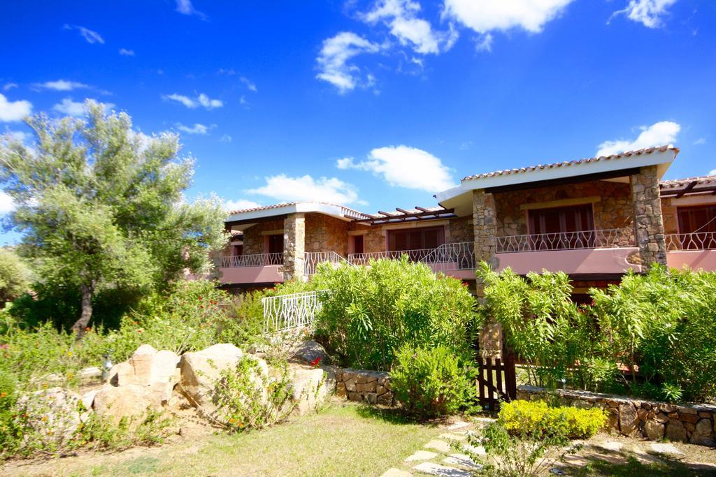 Residenze Dei Fiori Vila Porto Rotondo Exterior foto