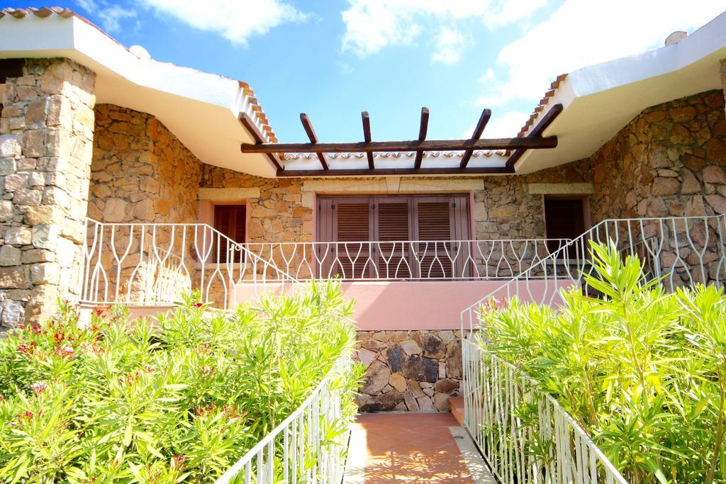 Residenze Dei Fiori Vila Porto Rotondo Exterior foto