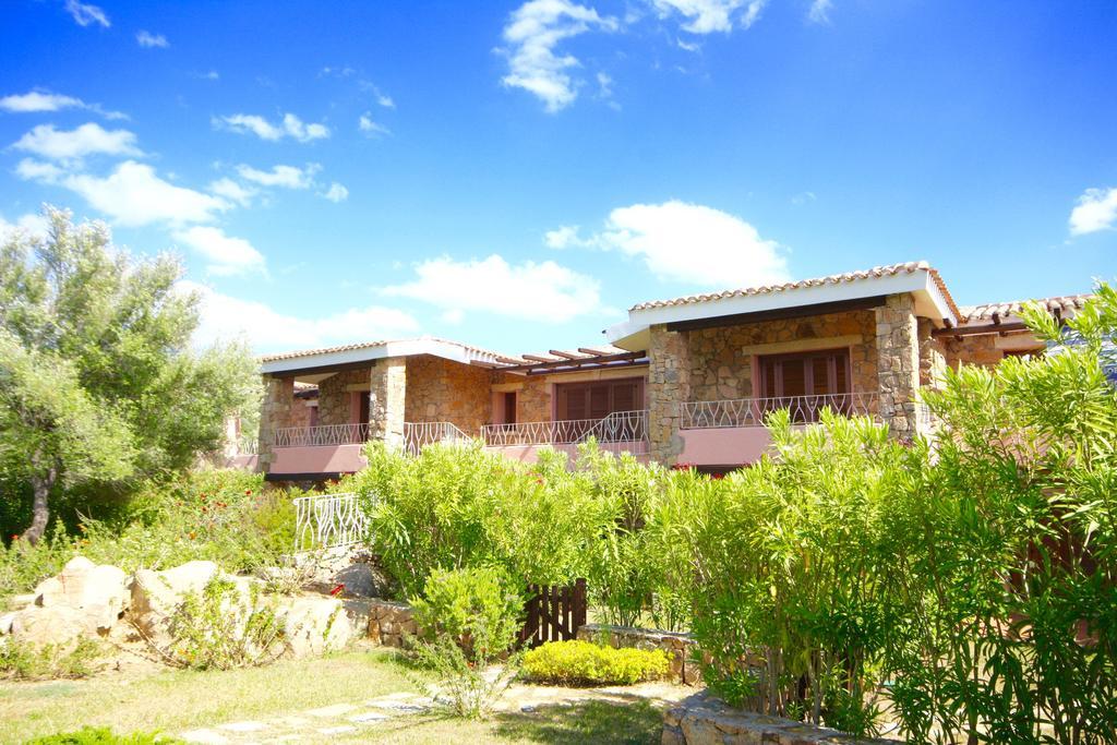 Residenze Dei Fiori Vila Porto Rotondo Exterior foto