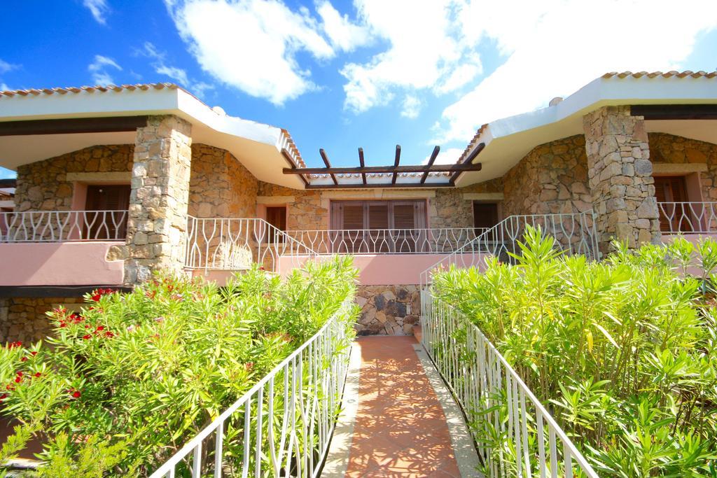 Residenze Dei Fiori Vila Porto Rotondo Exterior foto