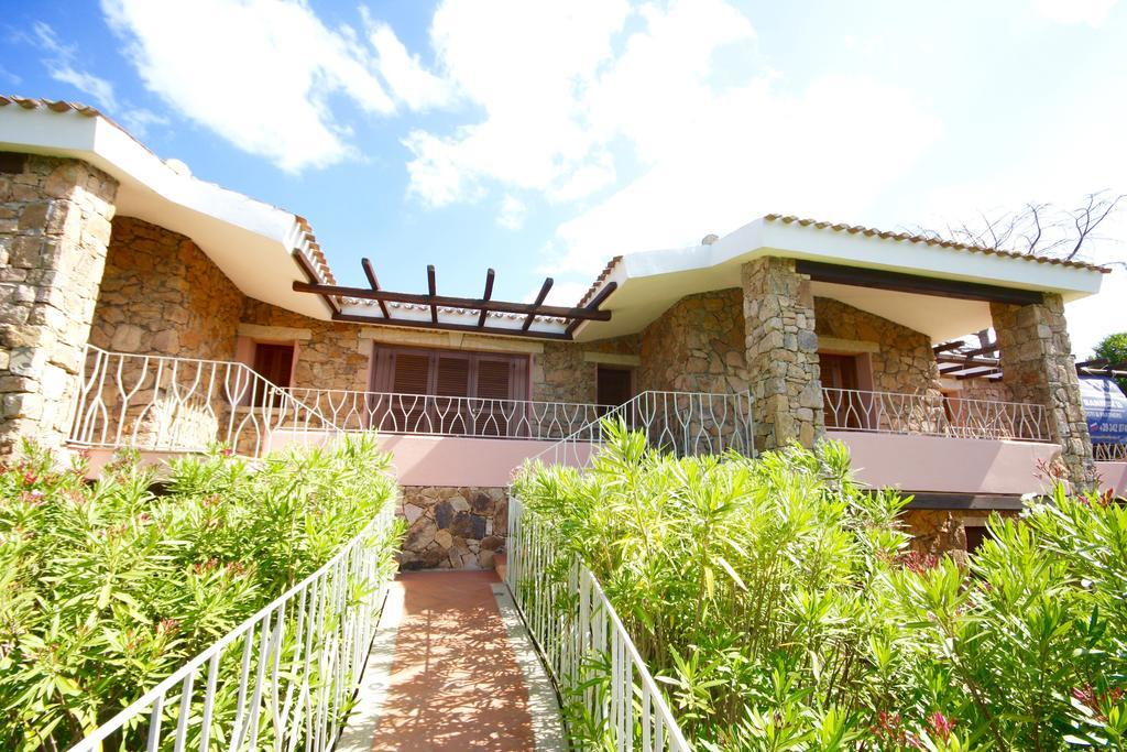 Residenze Dei Fiori Vila Porto Rotondo Exterior foto